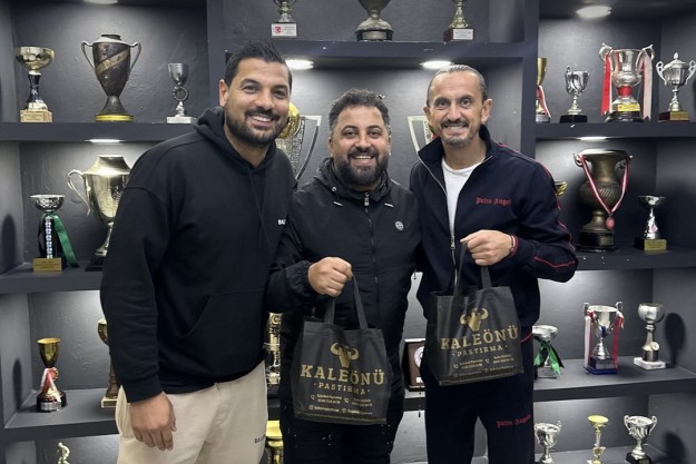 Tuncay Şanlı - Önder Turacı